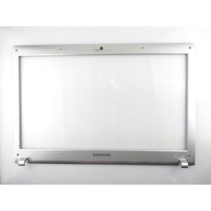 Samsung RV720 LCD screen frame bezel